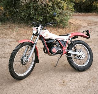 Montesa Cota 242 año 1984