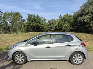 Peugeot 208 2016