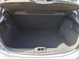 Peugeot 208 2016