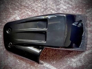 Carcasas laterales Harley Davidson Fat Bob M8