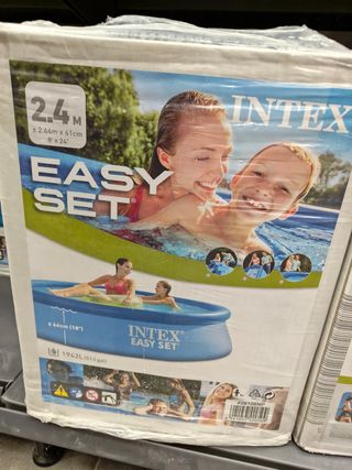 Piscina Intex Easy Set 2.44m USO 1 MES SOLAMENTE.