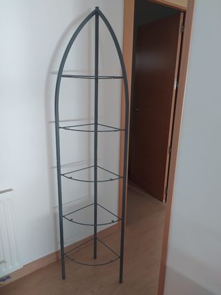 Estantería rinconera