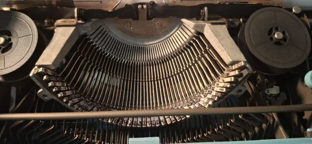 Máquina Olivetti Lettera 32
