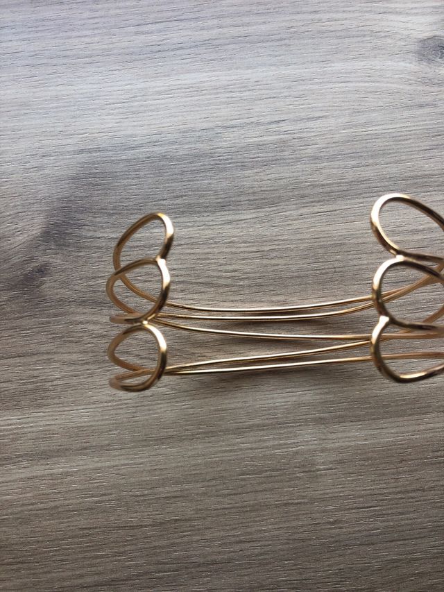 Gargantilla choker dorada The-Are