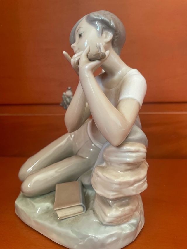 Lladró: Flautista