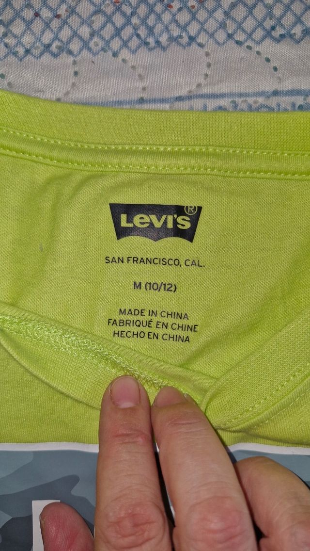 Camiseta Levi's niño talla M (10/12)