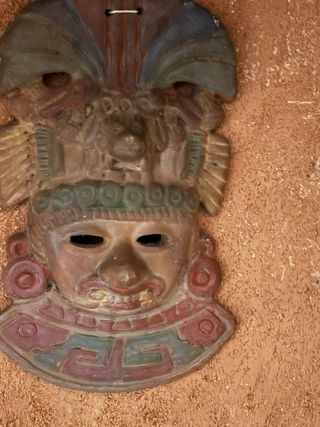 Tres Máscaras Aztecas de Barro