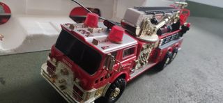 Camión Bomberos Control Remoto por cable .antiguo