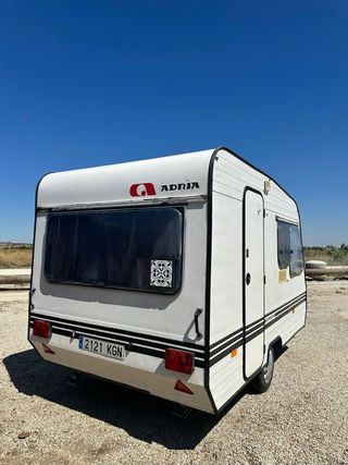 Caravana Adria 750kg