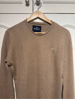 Suéter Hollister marrón