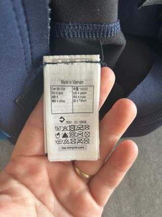 Traje neopreno niño talla 4 años 