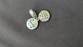 Pulsera Pandora plata 4 charms  y brillantes circo