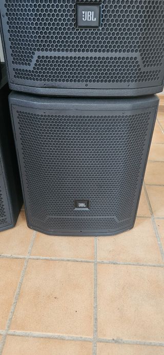 Equipo JBL 6000W RMS  Seminuevo
