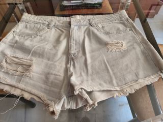Shorts rotos de Zara