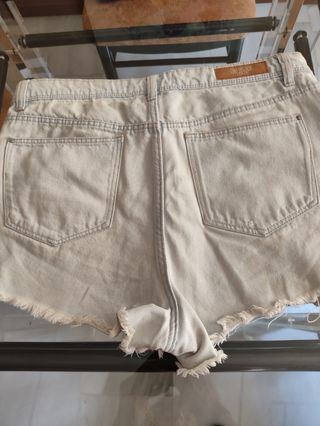 Shorts rotos de Zara