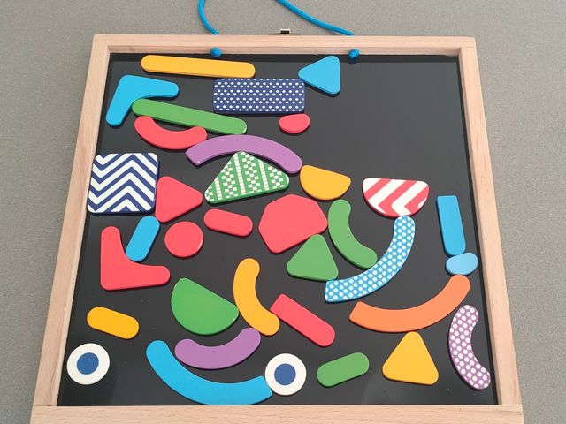 Juego maletín Djeco Magnético.