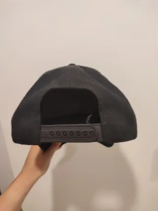 Gorra negra 47 brand