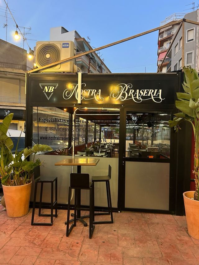 Carpa de alta calidad en perfecto estado