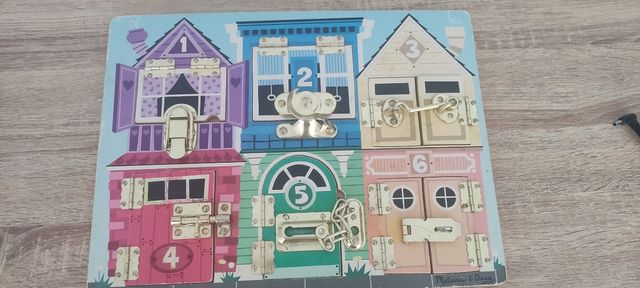 Juego de cerraduras Melissa & Doug