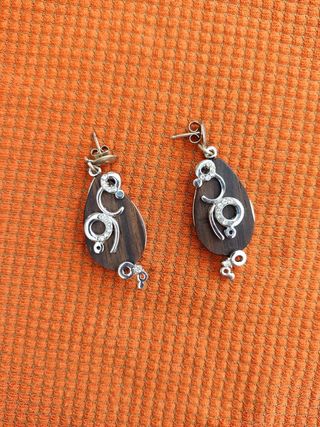 Seis pares de pendientes