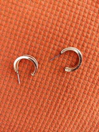 Seis pares de pendientes