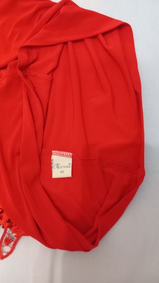 Maglietta Estemo rosso con pizzo