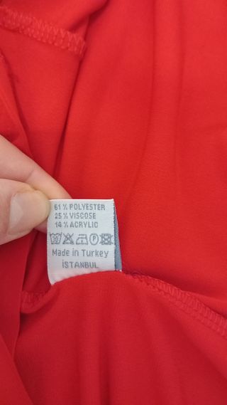 Maglietta Estemo rosso con pizzo