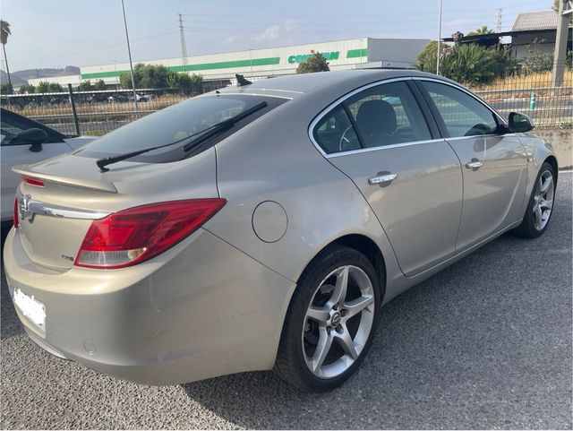 Opel Insignia 2010