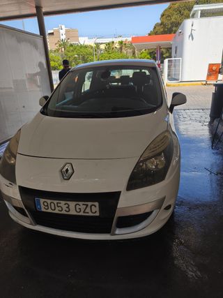 Renault Scenic 2010