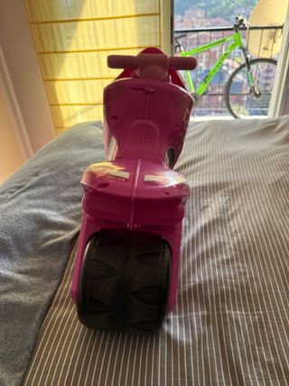 Moto Minnie Mouse niña rosa