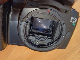 Canon EOS 1000F - Cámara analógica