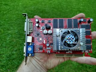 Placa base Gigabyte GA-8IPE775-G