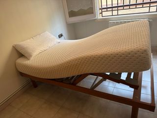 Cama articulada eléctrica con colchón viscolástico