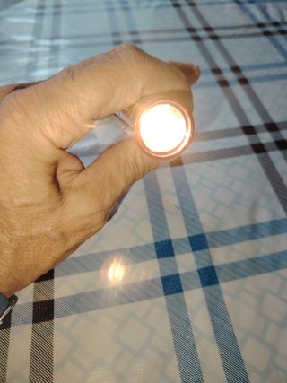 1 linterna nueva de aluminio marca alighy,