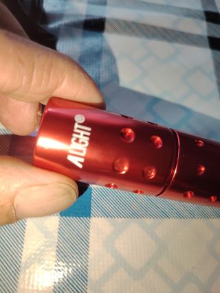 1 linterna nueva de aluminio marca alighy,