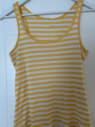 Camiseta nadadora de rayas Zara 