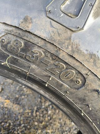 Neumático Tractor Pequeño