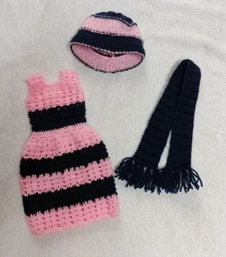 Conjunto crochet Nancy: gorro, vestido, bufanda