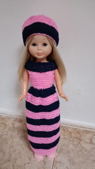 Conjunto gorro y vestido largo a crochet