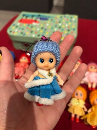 16 Bambole Minimon Originali + valigia