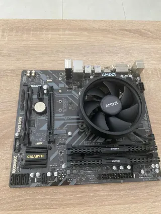 AMD Ryzen 5 3600 + Placa Base Gigabyte