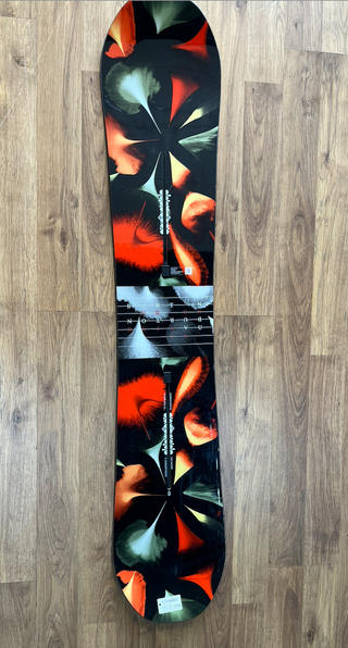 Burton Deja Vu Flying V 146