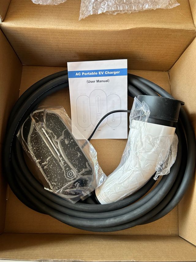 Cargador portátil coche eléctrico Schuko – Nuevo