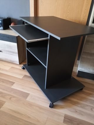 Mueble PC Escritorio con ruedas