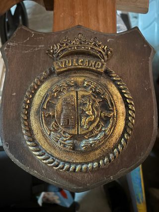 Metopa Vulcano: Escudo antiguo