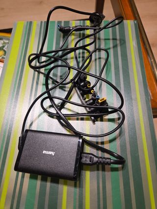 Caricatore universale Hama 15/19V Taccuino universale