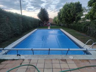 Lona piscina burbujas - Impecable