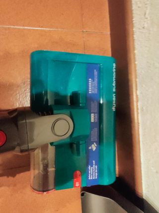 Dyson Submarine lavapavimenti