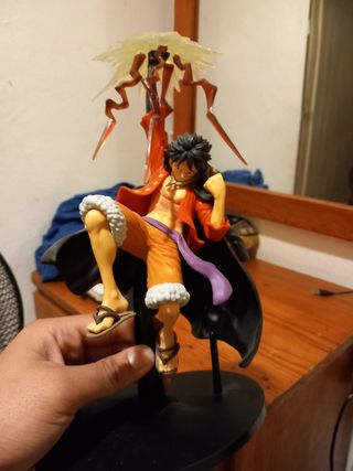 Figura Luffy Banpresto Battle Record