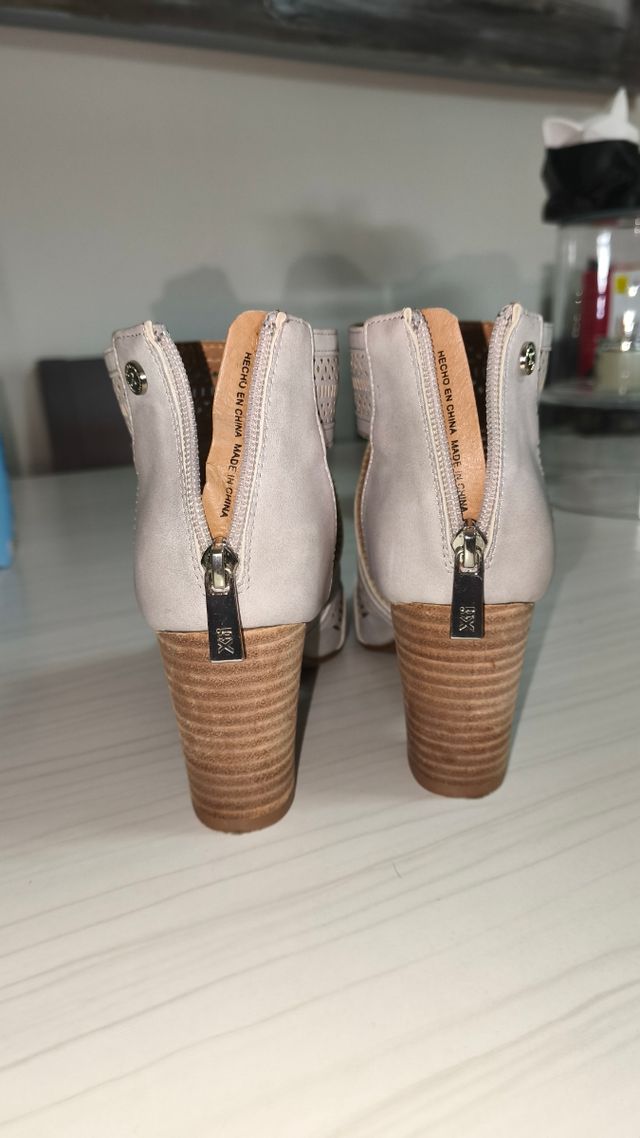 Sandalias XTI mujer gris, talla 38